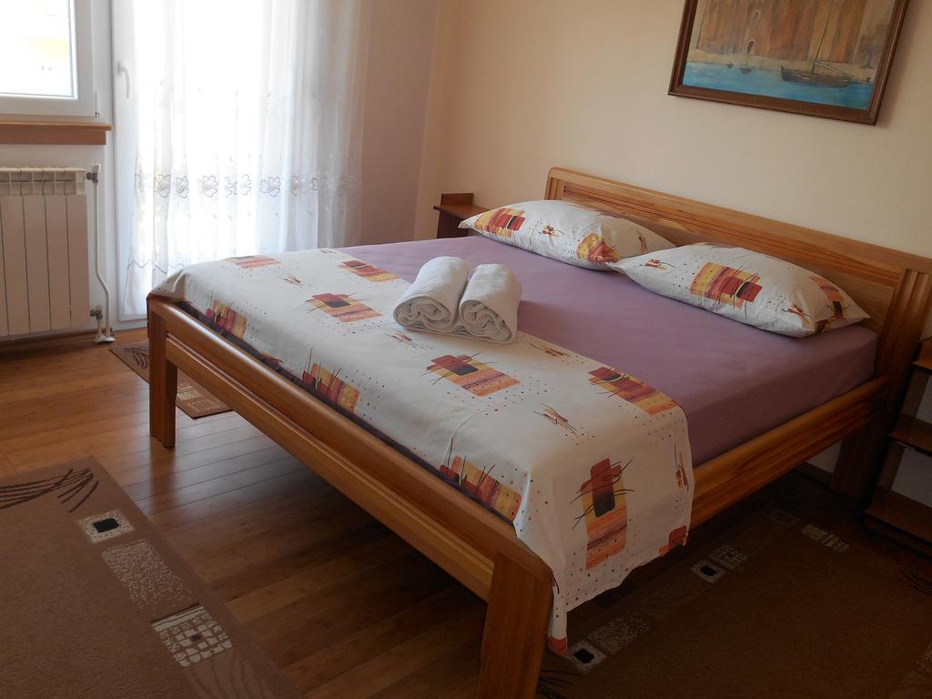 Apartments Bresan Trogir Room photo